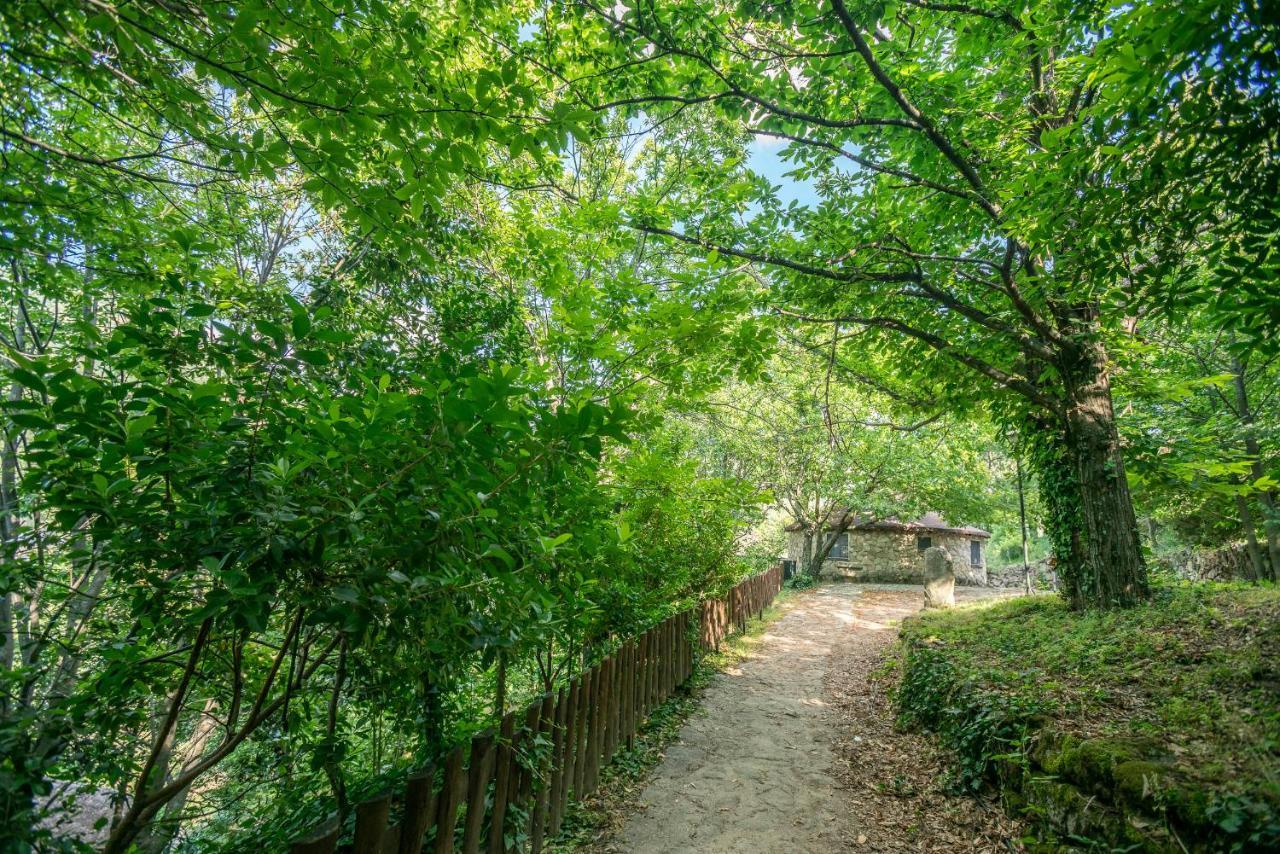 Chozos Rurales El Solitario Banos De Montemayor Bagian luar foto